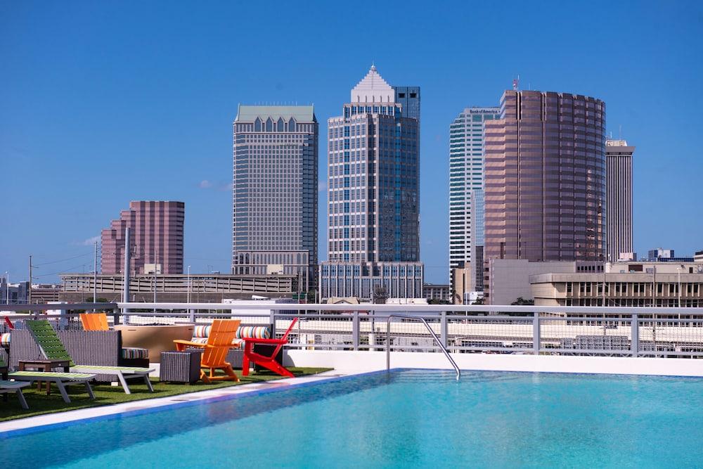 Hampton Inn Tampa Downtown Channel District Экстерьер фото