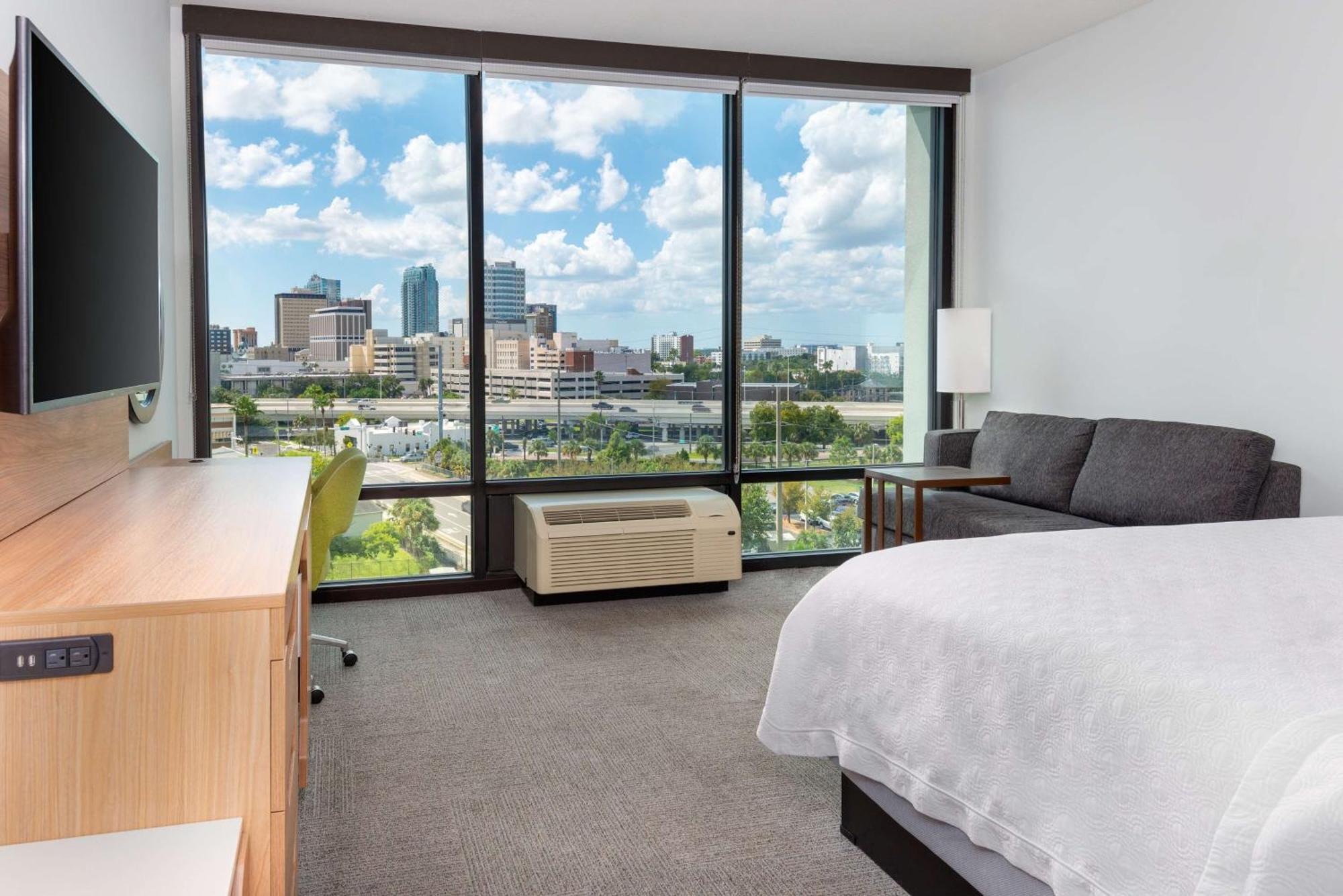 Hampton Inn Tampa Downtown Channel District Экстерьер фото