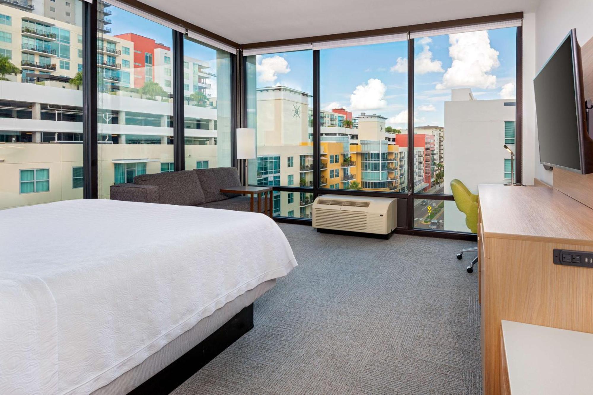Hampton Inn Tampa Downtown Channel District Экстерьер фото